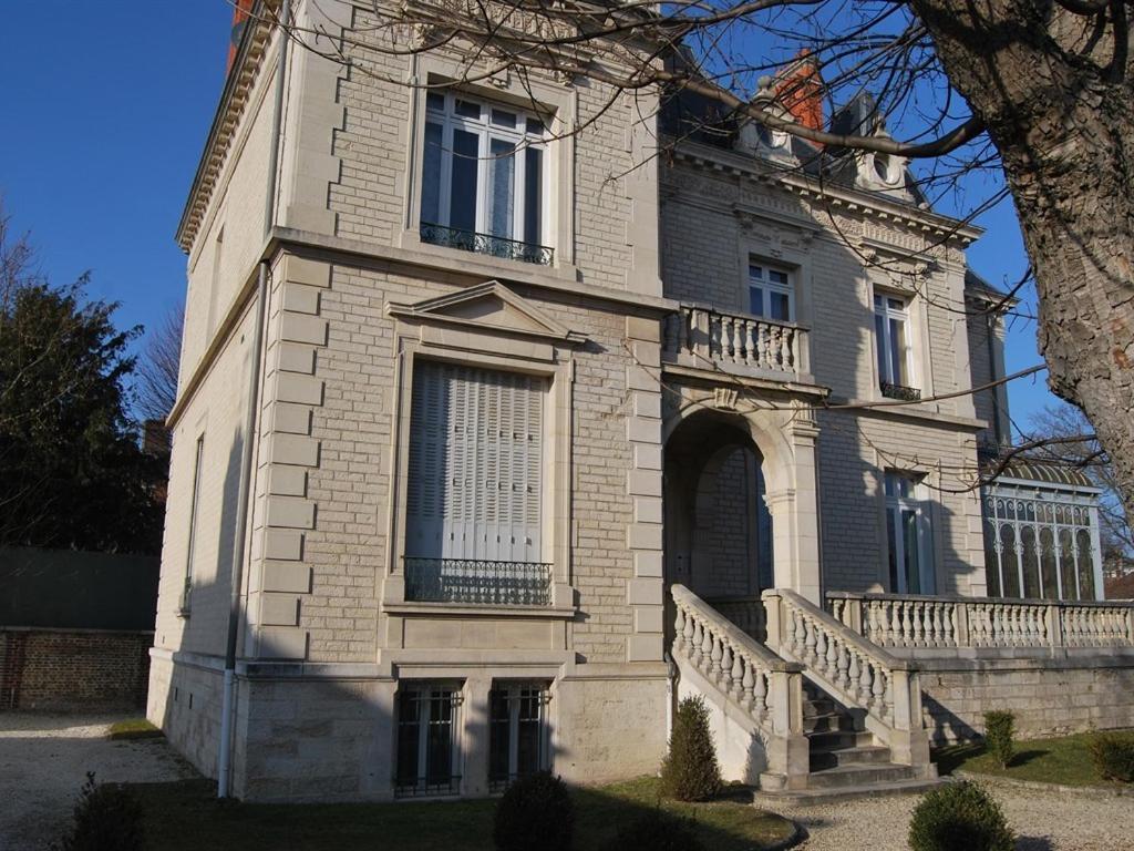 Gite La Tour Boileau Troyes Exteriér fotografie