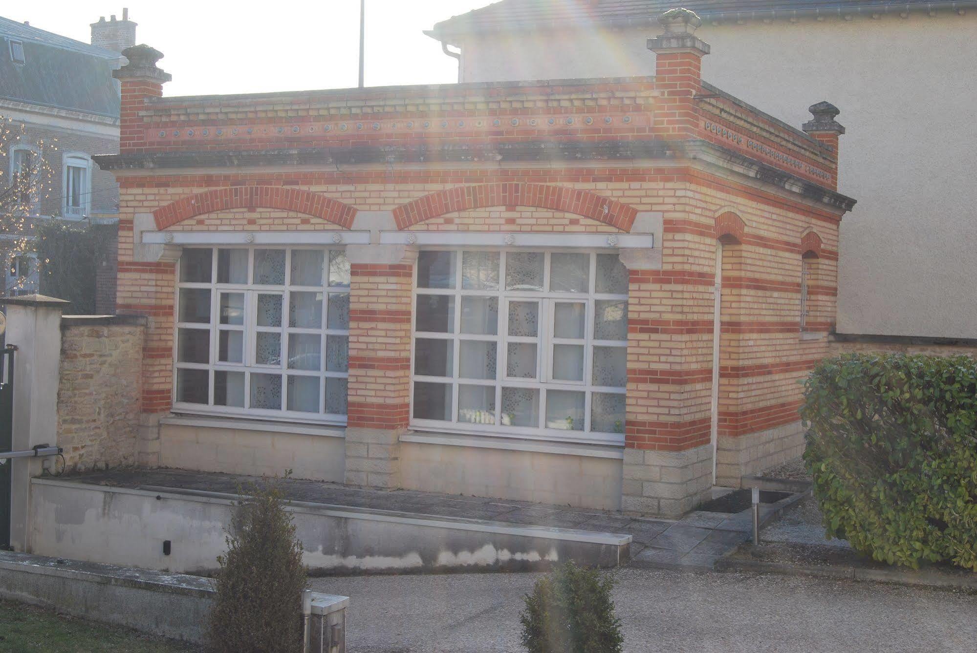 Gite La Tour Boileau Troyes Exteriér fotografie